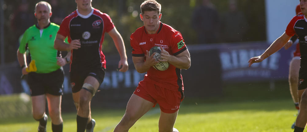 V Pirates Photo