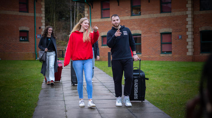 International Students Arriving 1