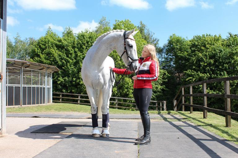 Eliza Harvey International Bsc Equestrian Sports Science Student