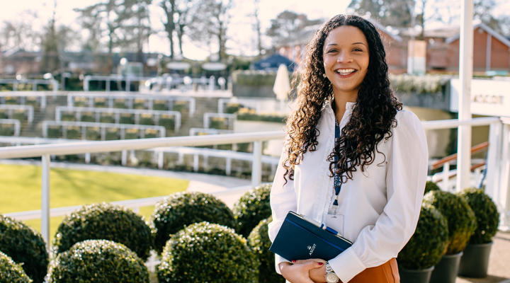 University Alumni Equine - Simone Martin, working at Ascot Racecourse