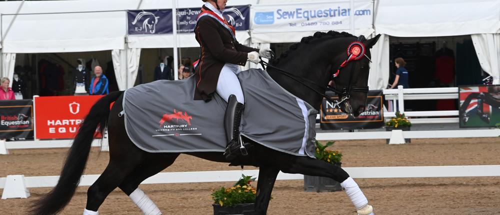 Becky Moody James Bond CDI1 Inter 1 1St